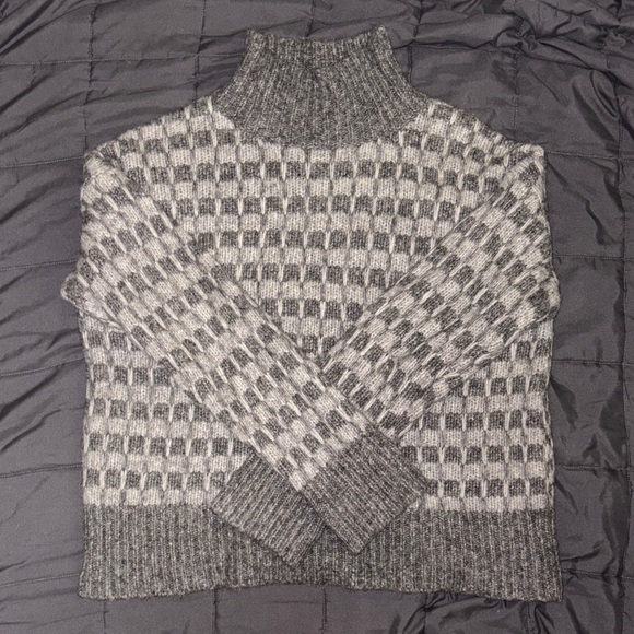 Everlane Gray Checkered Turtleneck Sweater - Picture 1 of 2